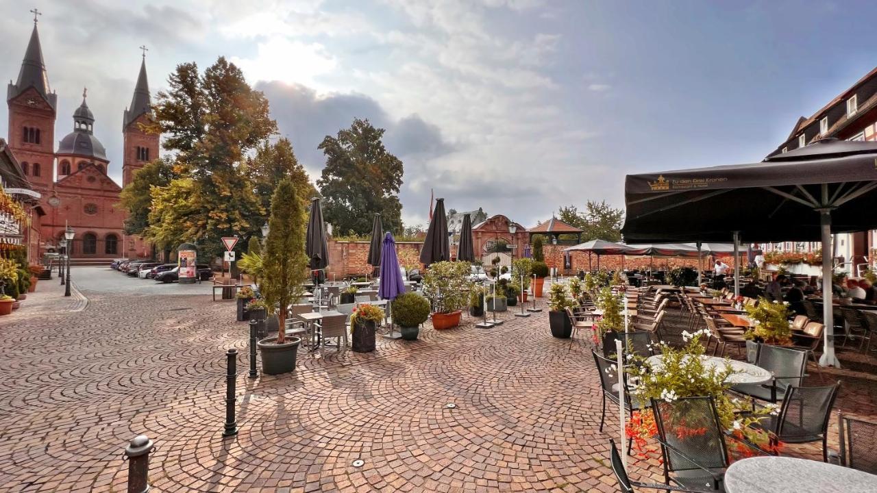 Hotel Zu Den Drei Kronen Seligenstadt Eksteriør bilde
